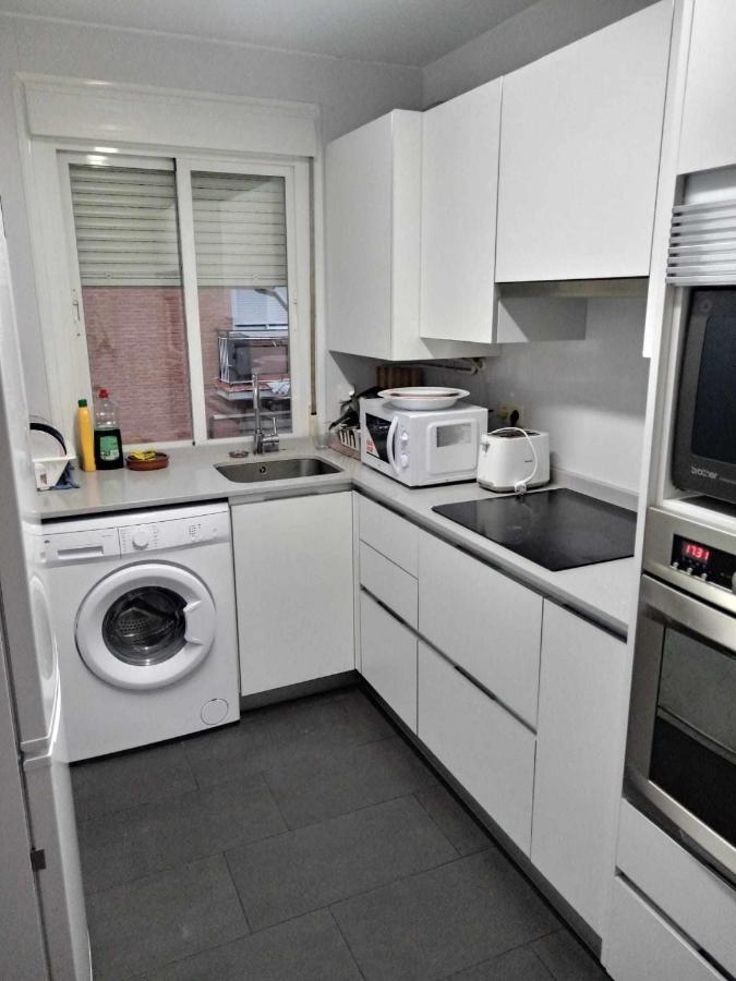 Residencia 12 Octubre Bed and Breakfast Madrid Eksteriør billede